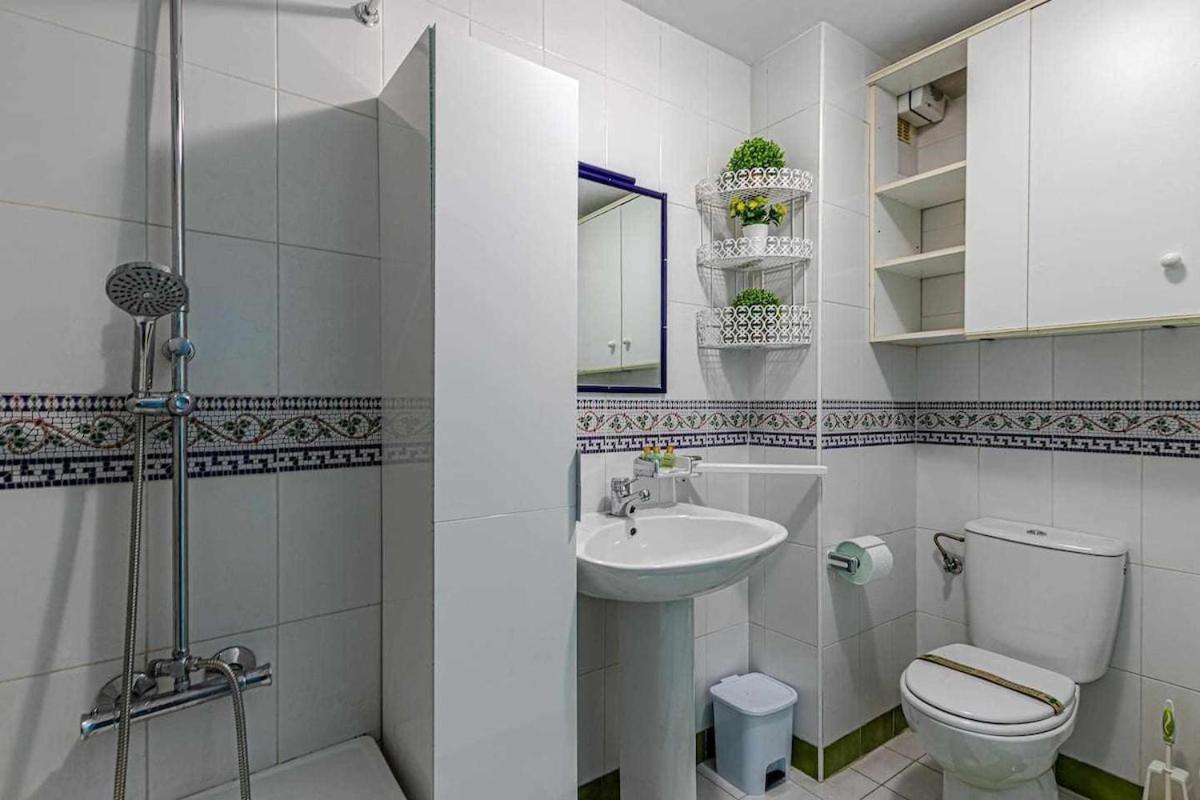 797 Holiday Rentals - Luminoso Piso Para 4 En Arroyo De La Miel Exterior foto